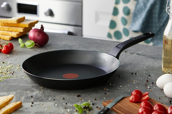 Tefal Easy Cook & Clean Bratpfanne 28 Cm, Antihaftbeschichtung, Thermo-Signal Temperaturindikator, Schwarz, B5550633 [Nicht Kompatibel Mit Induktion]