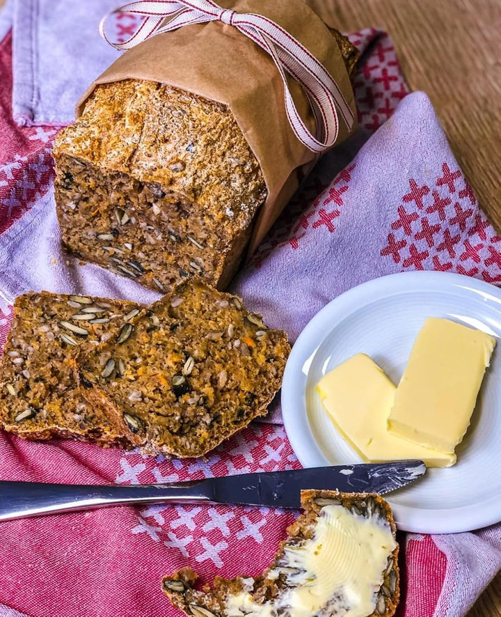 RUF Sonnenblumen Brot, Nur Wasser Hinzufügen, Brotbackmischung Mit Sonnenblumenkernen, Brotteigmischung Mit Roggen-Sauerteig Und Hefe Für Sonnenblumenkernbrot, 1 X 410G